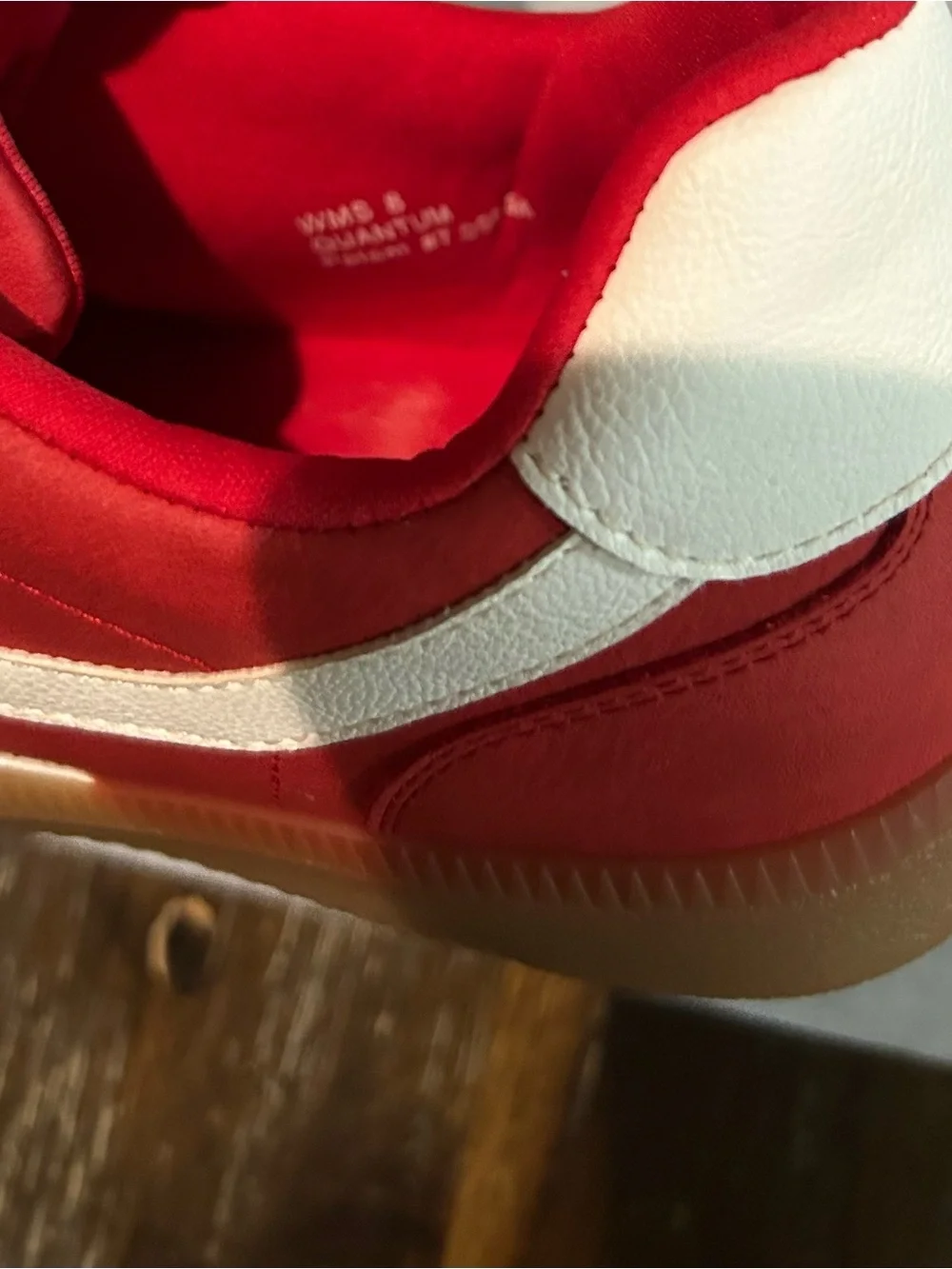 GENUINE DV BY DOLCE VITA FASHION SNEAKERS